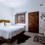Mz Reindeer Vendégház Kalívia